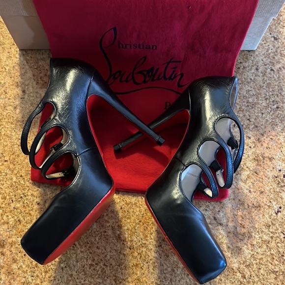 ❌SOLD❌Christian Louboutin Lilian Nappa 120mm Heels, size 37 - Picture 7 of 11